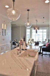 BrittanicaKitchen3_799x1200-Cutting Edge Stoneworks