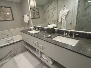 Key Benefits of Onyx Countertops